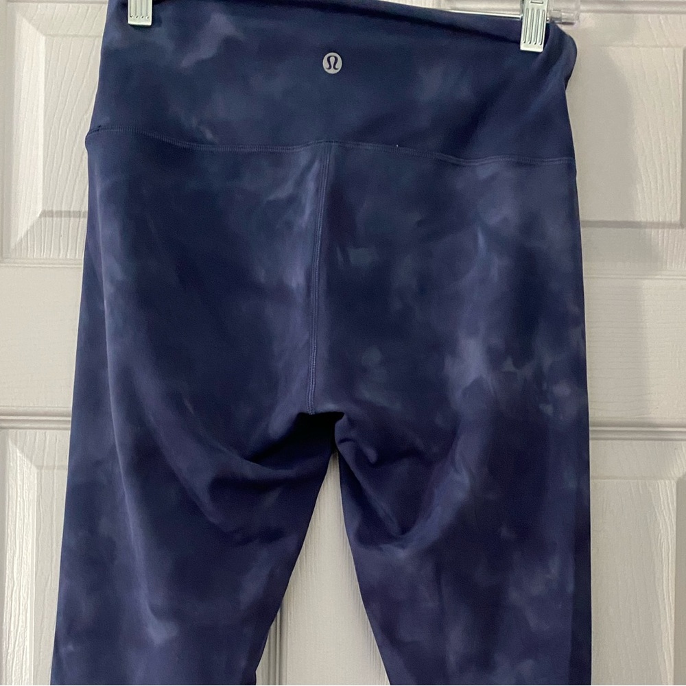 Lululemon wunder diamond dye 28” size 8 NO LONGER SOLD LIMITED EDITION COLOR